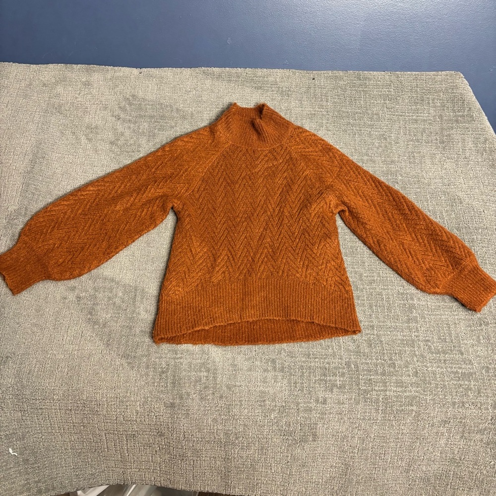 Abercrombie & Fitch Women's Rust Sweater